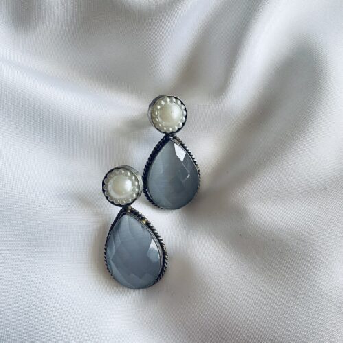 Big Drop Earrings with Flower Textured Pearl