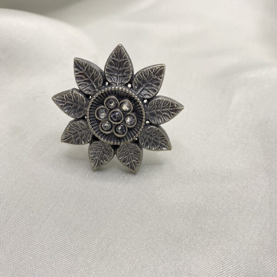 Beautiful Oxidised Ring With Stone