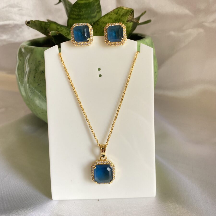 Gold Plated Pendent Set With Earrings