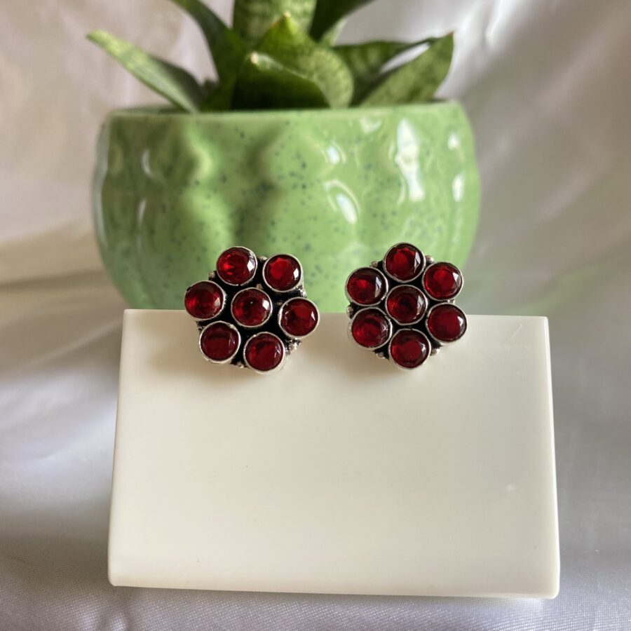7 Maroon Stone Studs
