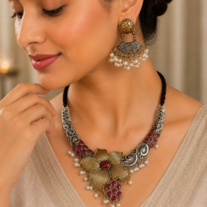 Dual Tone Floral Hasli Necklace Set with Jharokha Earrings